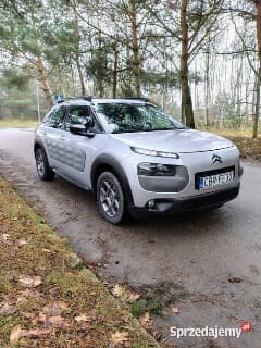 Sprzedam Citroen cactus rok 2014 1.2 benzyna nowy przeglu0105d i ubezpieczenie