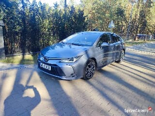 Toyota Corolla E21 sedan 1.6 Benz lpg